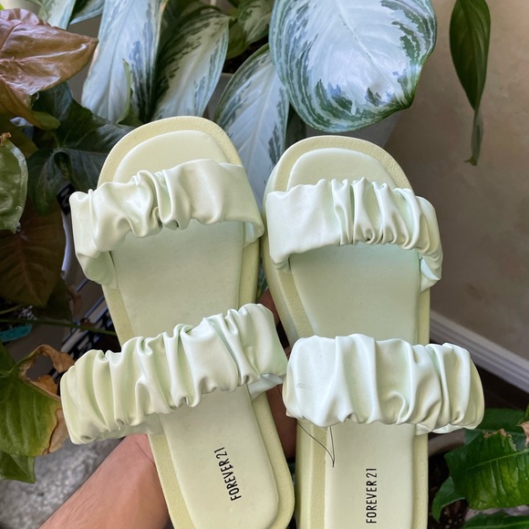 Pastel Green Sandals - Picture 2 of 3